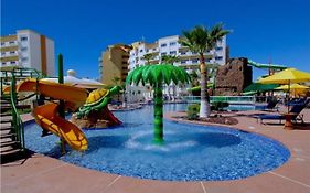 Las Palmas Resort